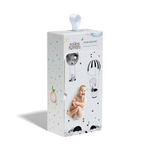Frieda & The Balloon Crib Sheet