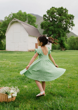 Olivia Dress in Green Daisy