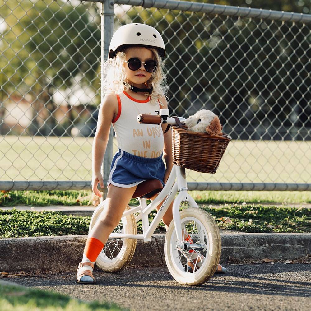 Banwood Classic Helmet - 6 colors – Little Alien Kids